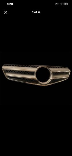 Mercedes-Benz Front Grille Chrome Black