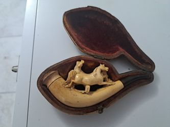antique hand carved meerschaum pipe.