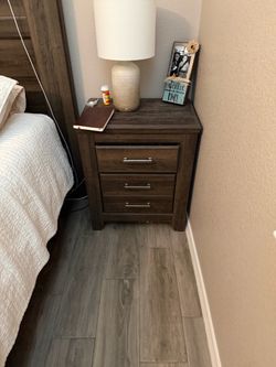 Ashley king bedroom set