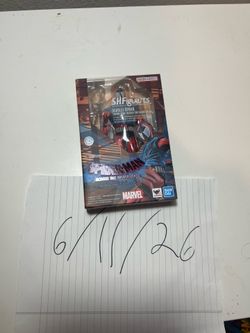 SH FigArts Scarlet-Spider