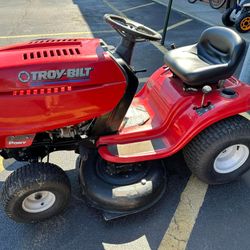 .Troy Bilt-42” Riding-Mower