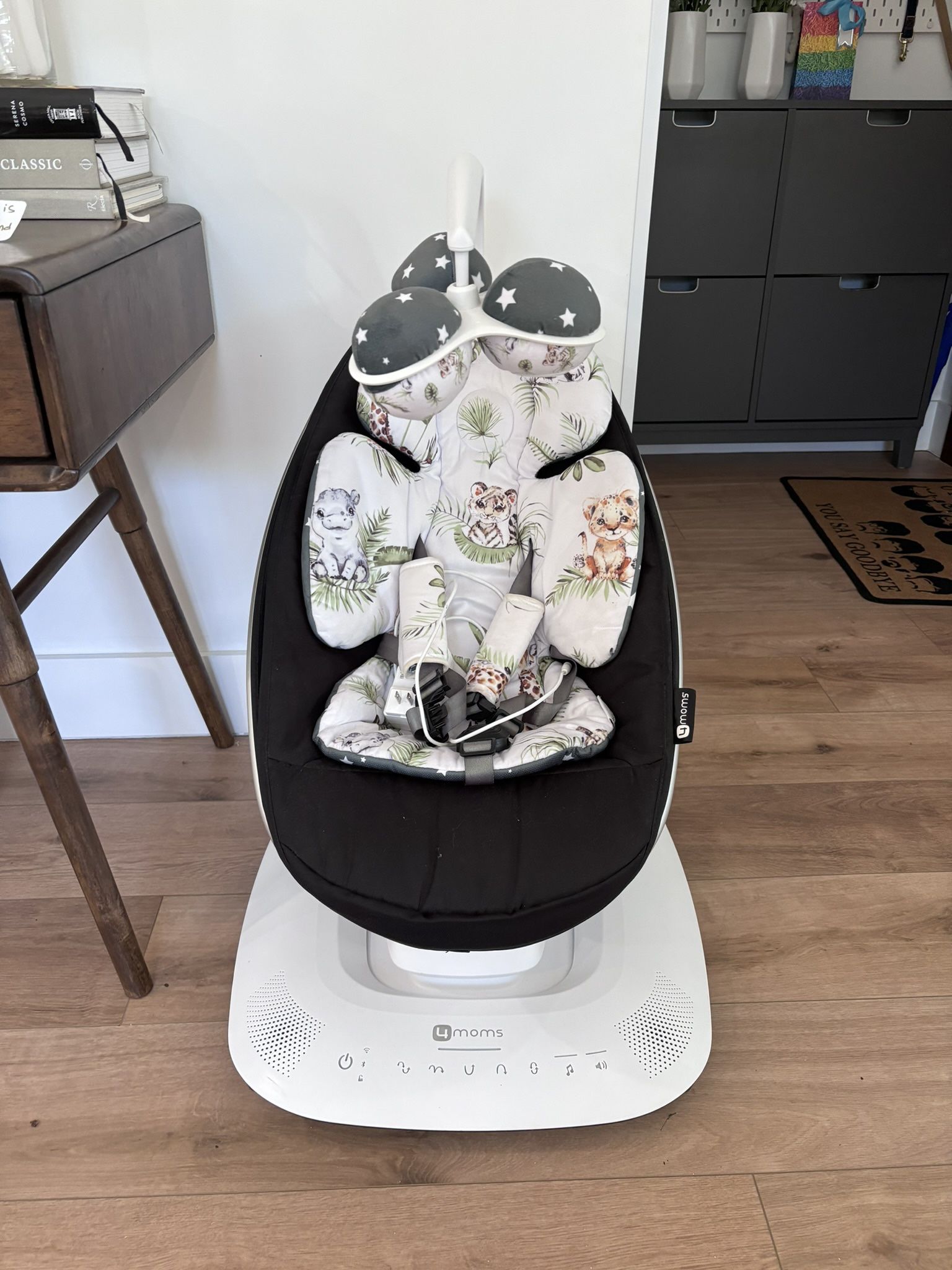 4moms MamaRoo Multi-Motion Baby Swing