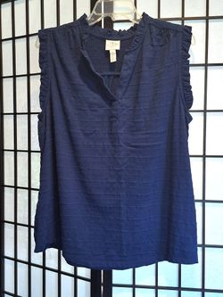 'St. John's Bay' navy blue textured shirt, sleeveless ruffled arms, Sz. XL