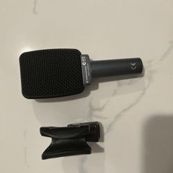 Sennheizer e609 Silver Dynamic Instrument Microphone with Bag and Clip 
