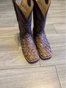 Fish boots