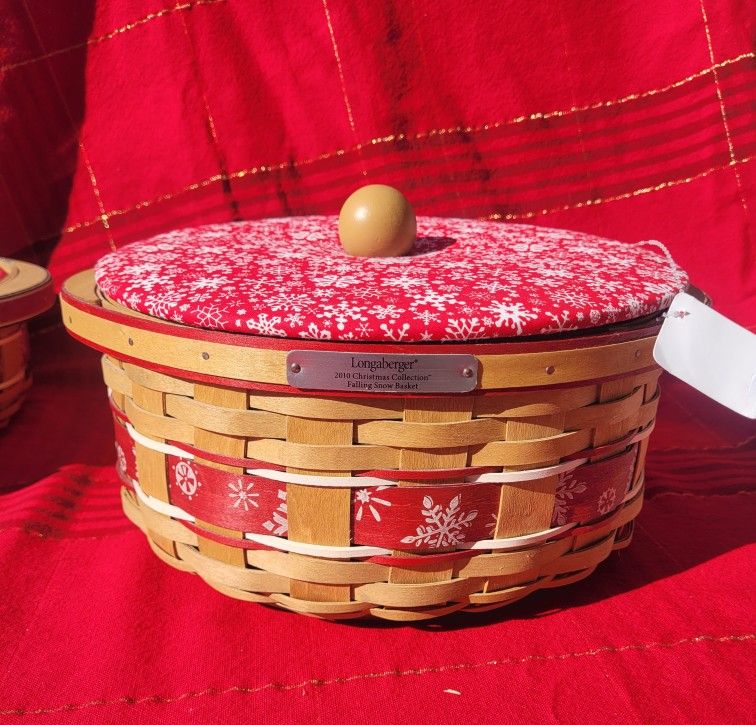 2010 Longaberger Christmas Collection Falling Snow Basket with Lid, Liner, & Tags