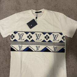 L.o.u.i.s T Shirt   . Size Small Medium Large Xl N 2xl
