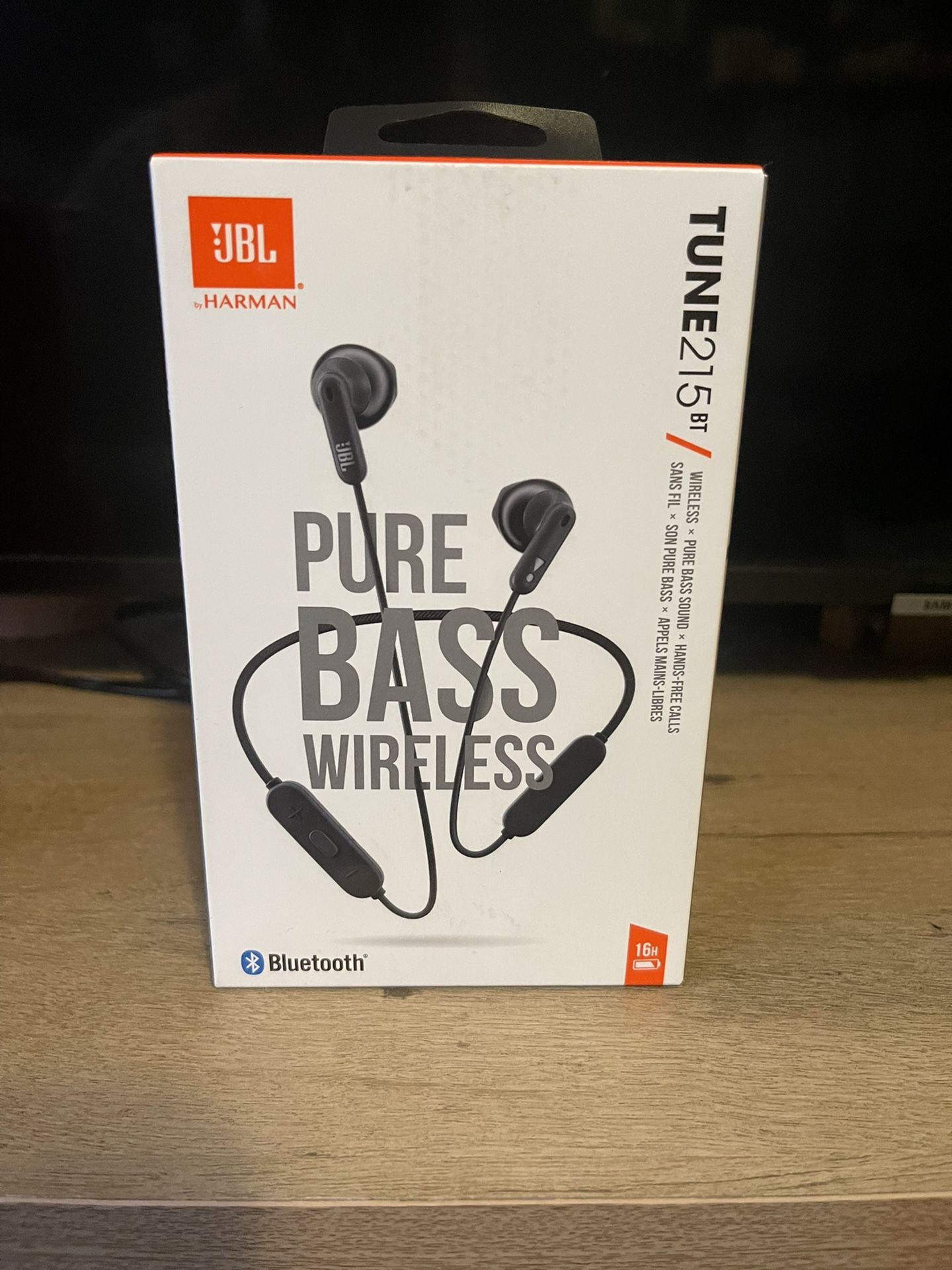 JBL BLUETOOTH HEADPHONES *BRAND NEW* $40 obo !