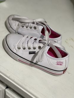 Like new Levi Girls Shoes 12