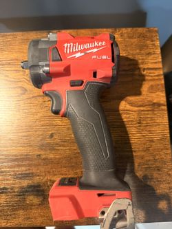 Milwaukee 3/8 Impact Wrench