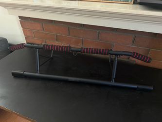 AmazeFan Doorway Pull-Up Bar – Foldable 400 lb Capacity