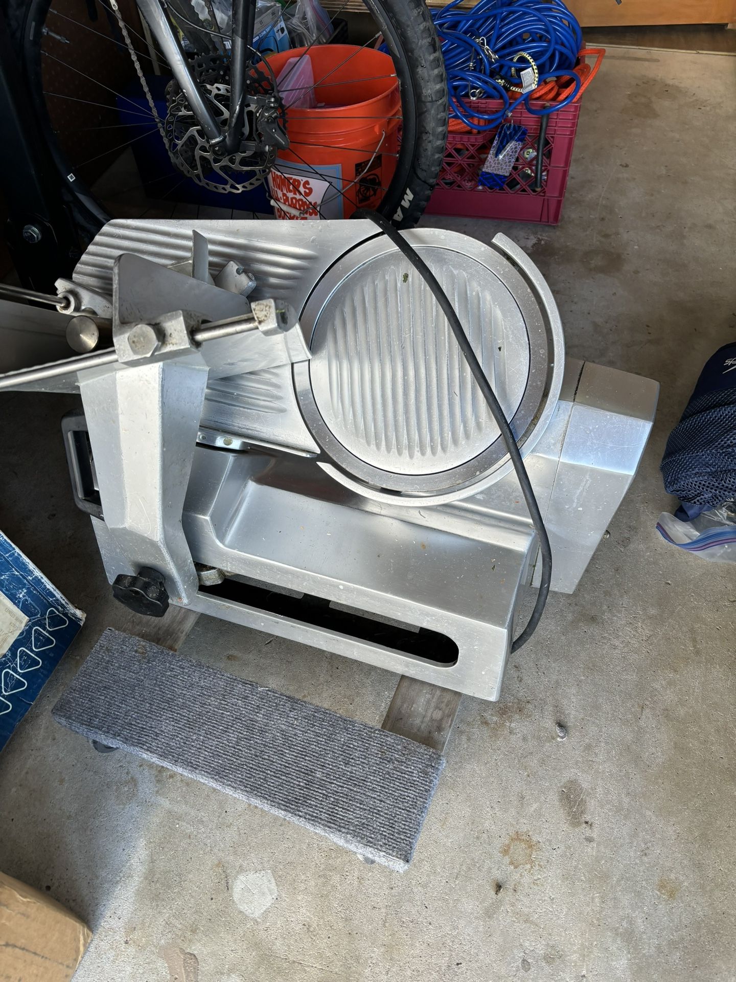 Commercial Meat Slicer