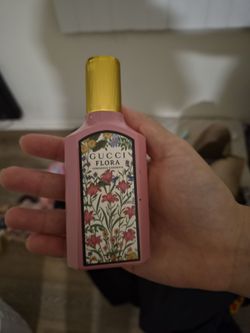 Gucci Flora Gorgeous Gardenia Perfume