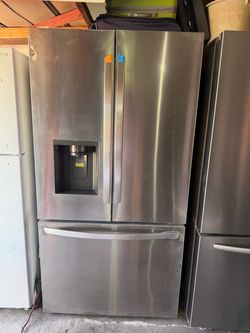 Refrigerator LG