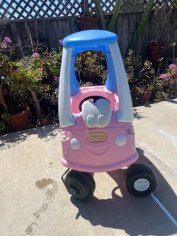 Vintage Little Tikes Cozy Coupe Pink Ride-On Toy Car