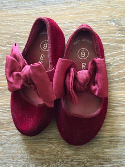 Cat and Jack Velvet burgundy flats