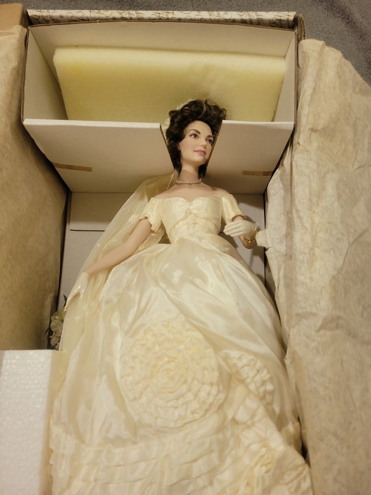 Danbury Mint, Franklin Heirloom, Ashley Belle Porcelain Dolls