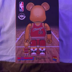 Bear Brick Michael Jordan 400% 100% READ DESCRIPTION!!