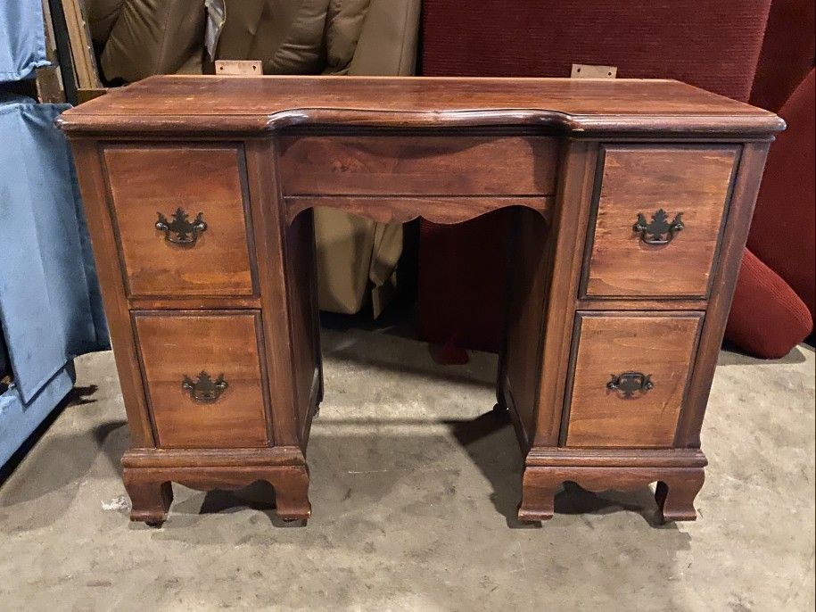 4-Drawer Vintage Desk on Wheels
