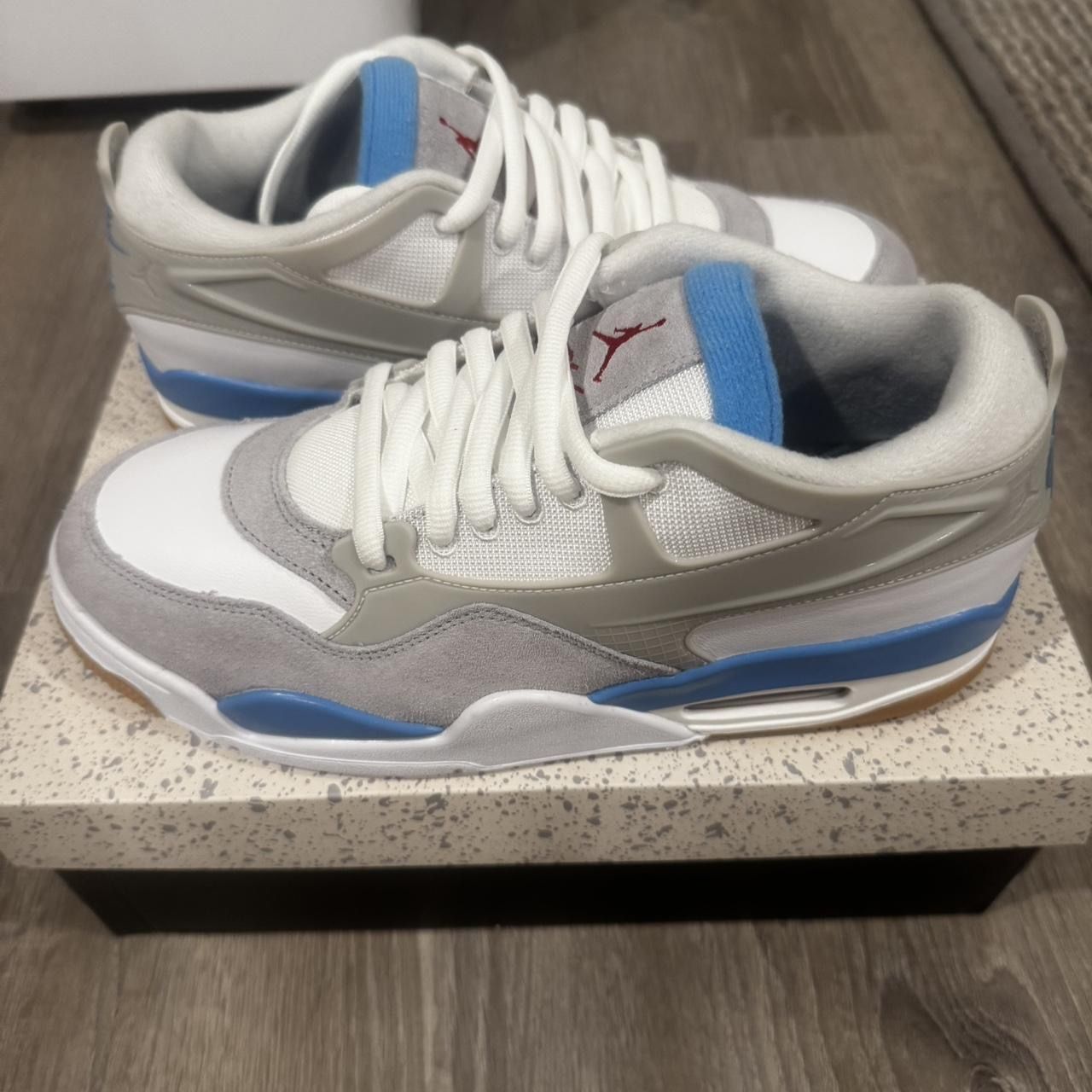 Air Jordan 4 RM 