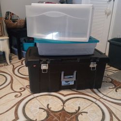 3 Storage containers