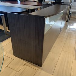 Reception Desk Shell 6’ With Glass Front Gray 