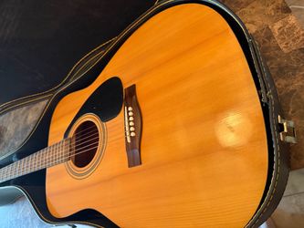 Yamaha F310 Spruce Top Dreadnought Acoustic Guitar - Natural