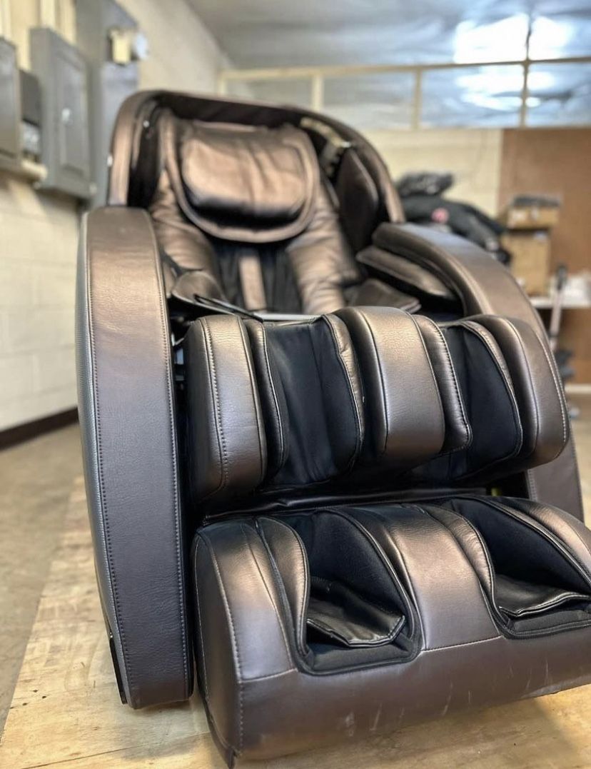 Infinity Evolution 3D/4D Massage Chair