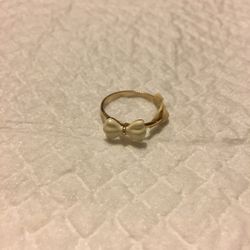 Ladies 14k Gold Filled Mini Bow Ring(Size 7)