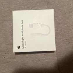 Apple Lightning To Headphone Jack Adapter 