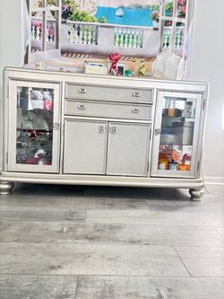 Glam / Hollywood Regency Style Sideboard (Buffet Credenza / Server
