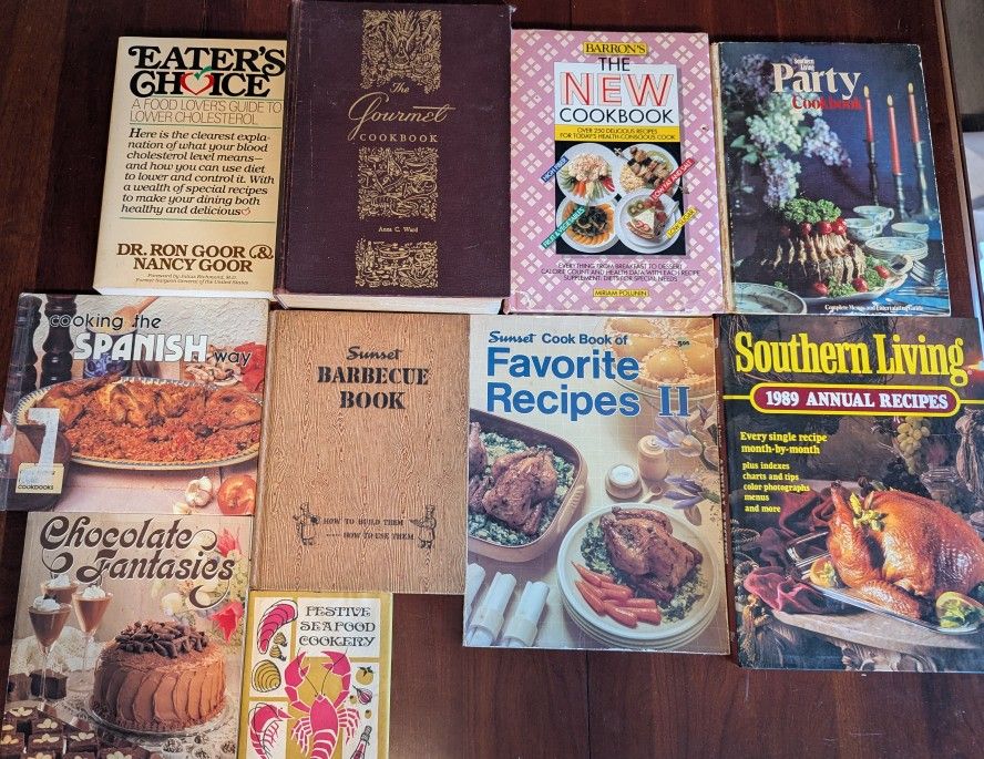 Antique Cookbooks (10 Cookbooks Bundle)