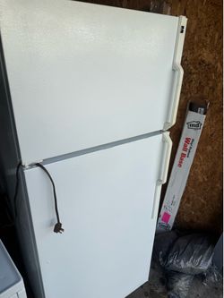 Working hot point refrigerator