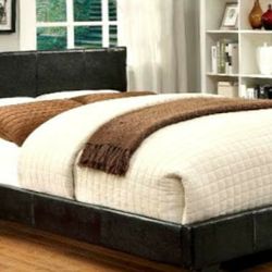 Platform Bed with Bluetooth speakers Espresso Queen Size New