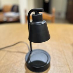 Winter Cabin Candle Warmer Lamp