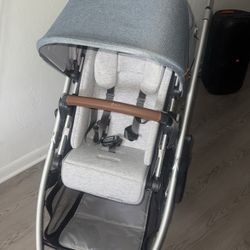 UPPABaby V2 Stroller
