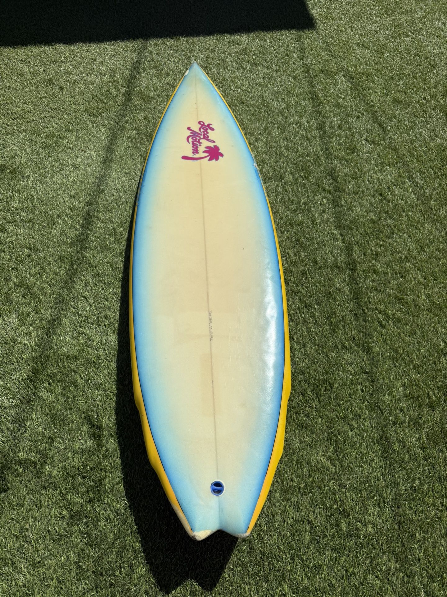 6’4 Surfboard Local Motion Vintage