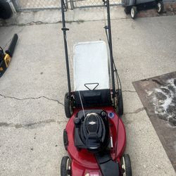 Toro Recycler 22" Self-Propelled Lawnmower