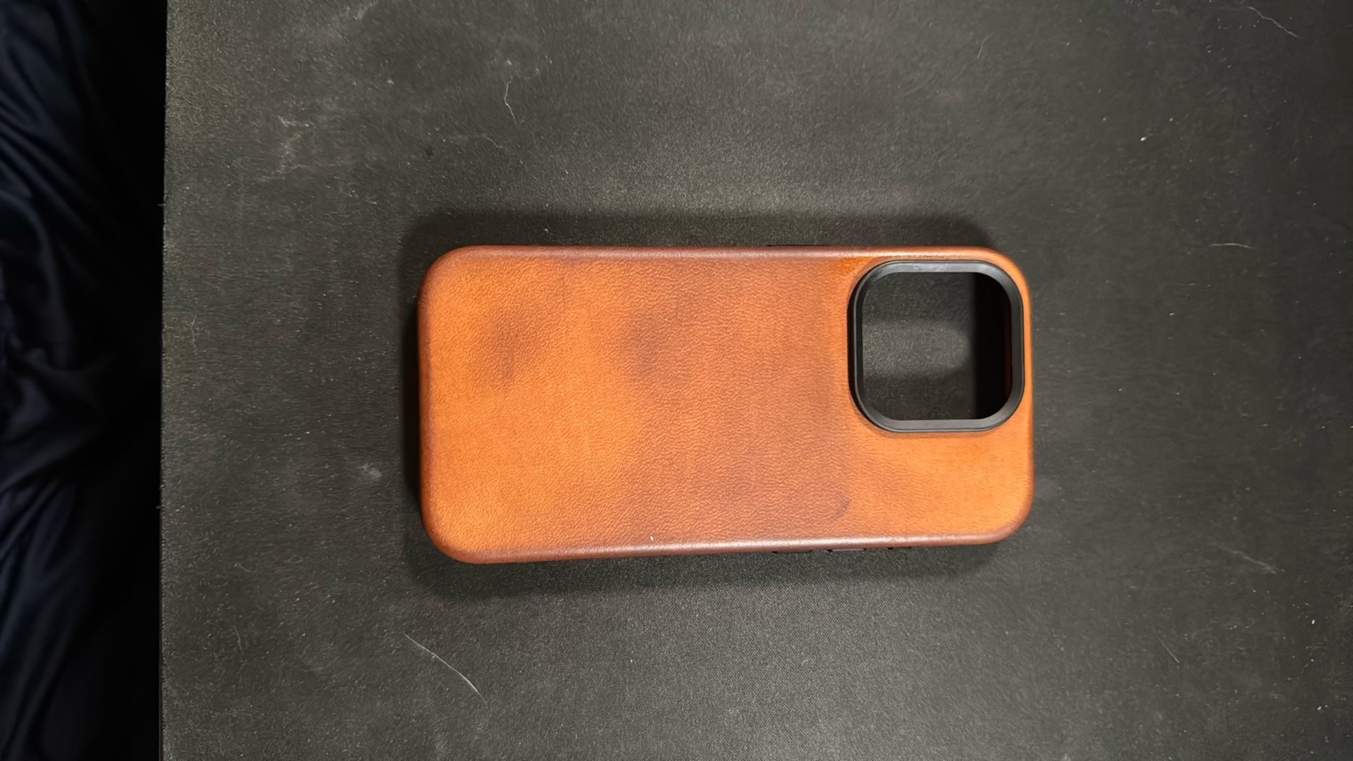Andar Aspen iPhone 15 Pro Case – Camel Tan (Genuine Leather)