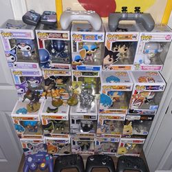 Great Collection Of Funko Pops ! And Various Controllers . 