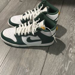 Nike Dunks