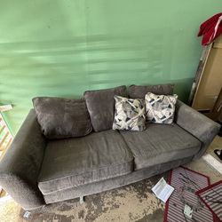 Pull Out Couch with Mattress 