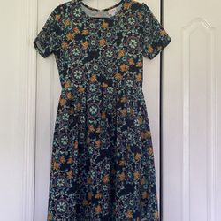 Pretty Lularoe Dress Size Large 