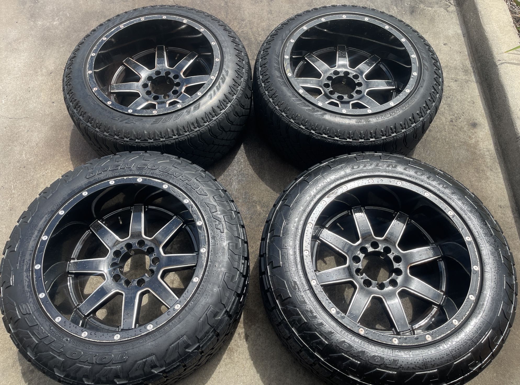20in Fuel Offroad Truck Wheels 5x5.5 & 5x150 20x12 5 LUG DODGE RAM 1500 ...
