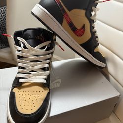 Air Jordan 1 Mid Tartan Swoosh