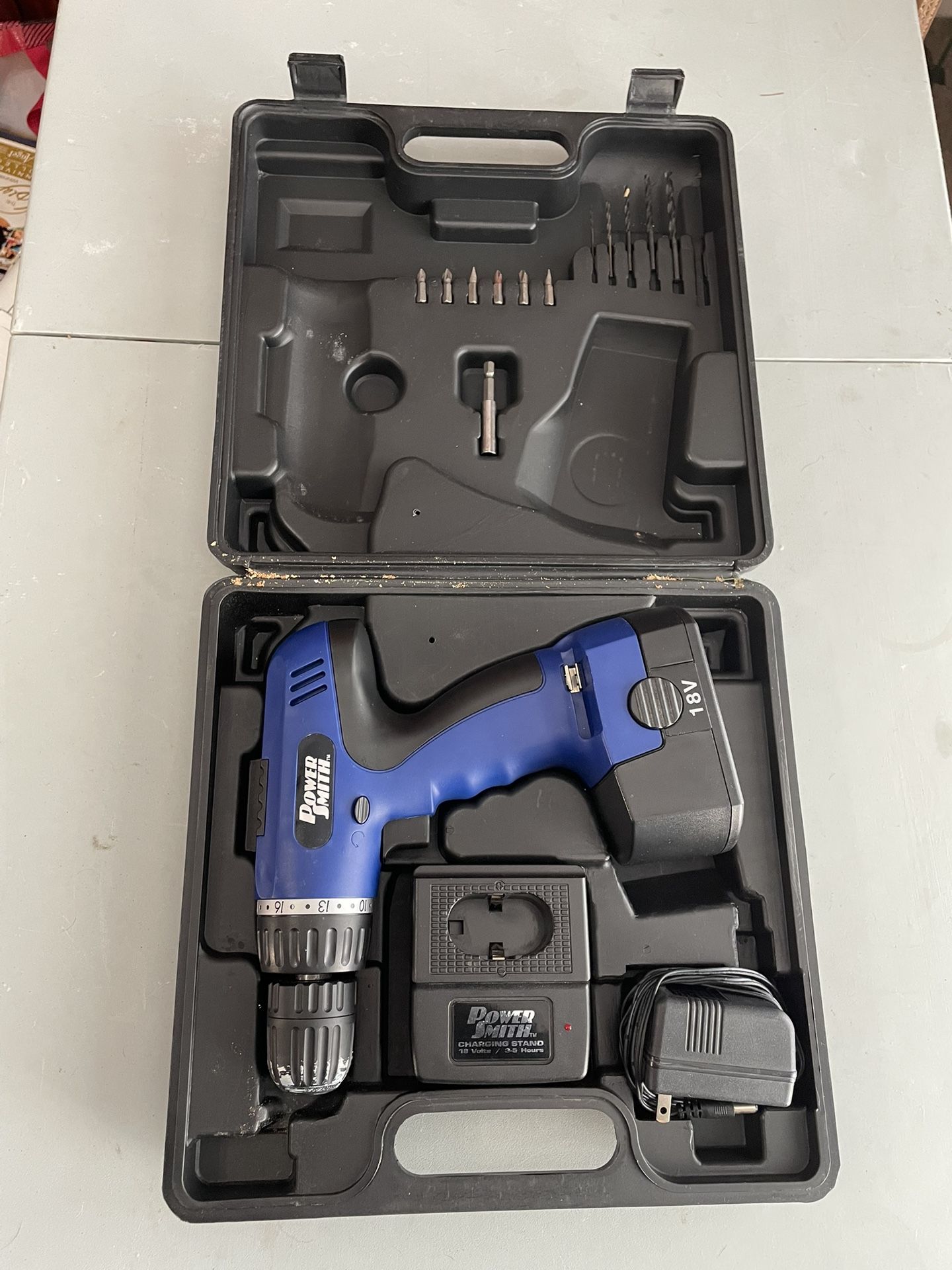 Powersmith Cordless Drill Kit 18 Volt, Model# PS0805