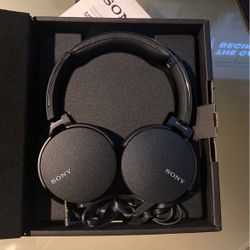 Sony Headphones MDR-XB550APW