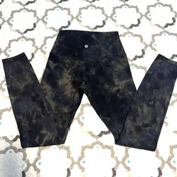 Lululemon Align Size 4 Tie Dye 28”