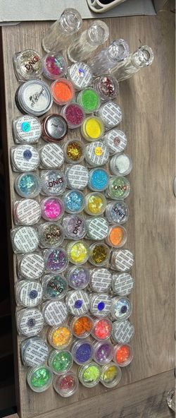 Nail glitters