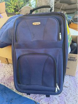 suitcase 22 x 15 with rollers and handle $10